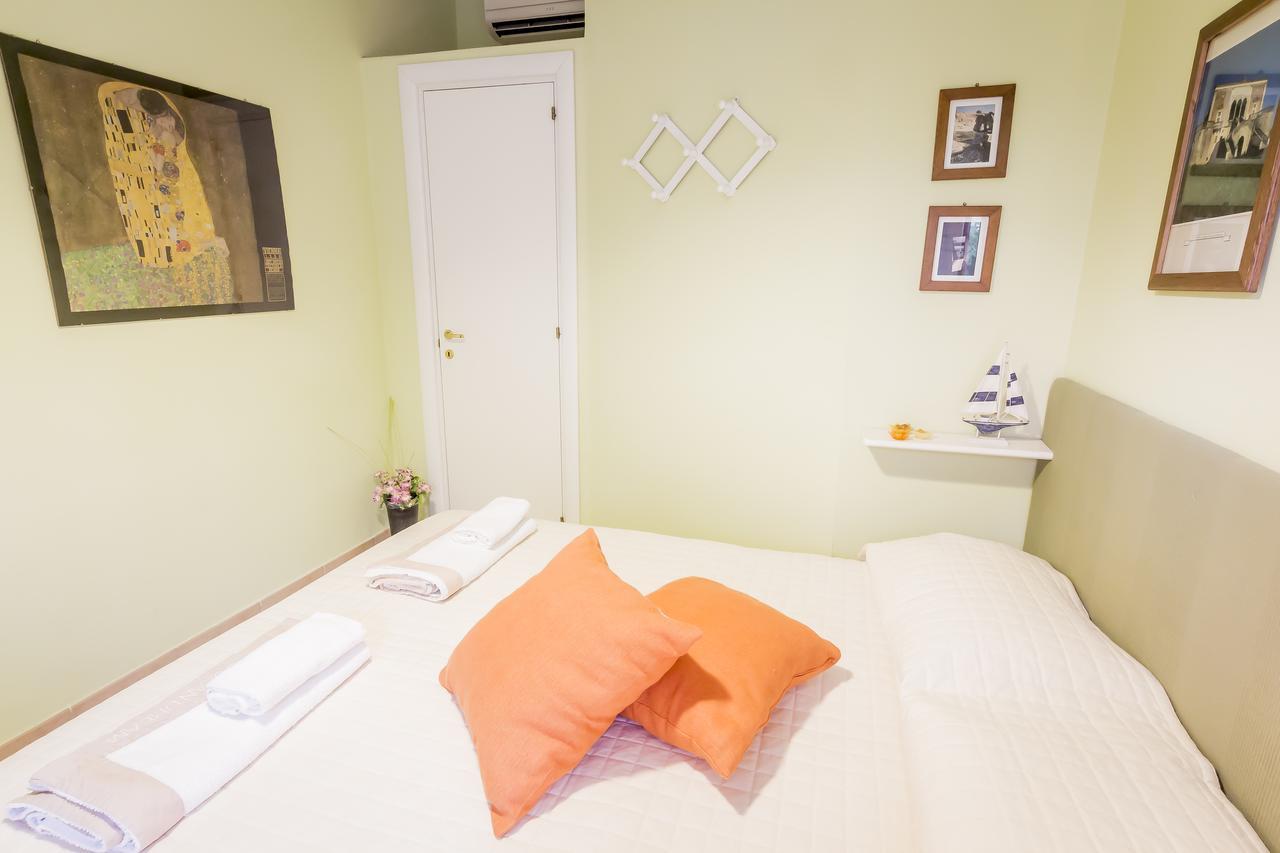 Bed and Breakfast Mandarinoarancio Alezio Exterior foto