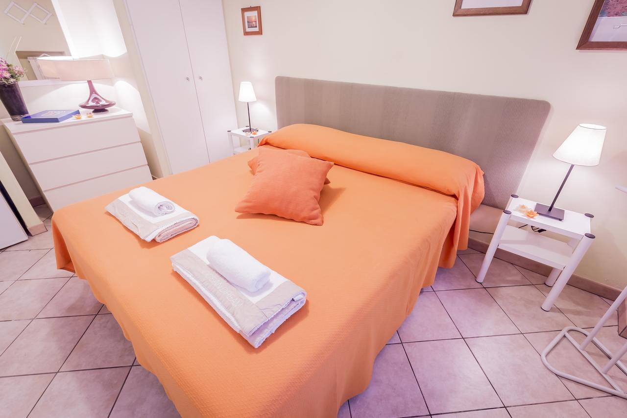 Bed and Breakfast Mandarinoarancio Alezio Exterior foto