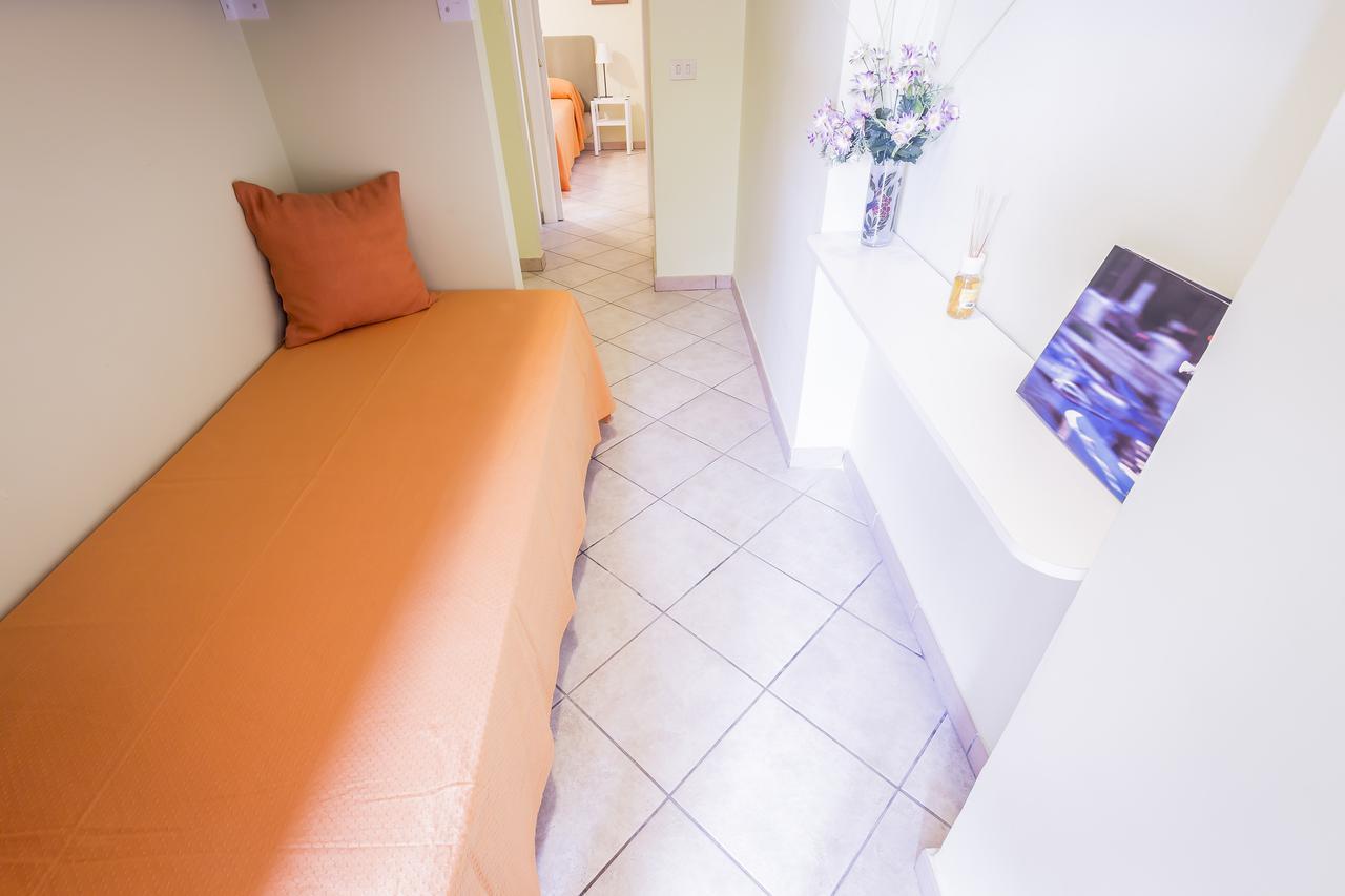 Bed and Breakfast Mandarinoarancio Alezio Exterior foto